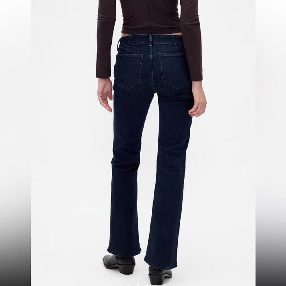 NWT GAP Low Rise Bootcut Jeans - Picture 3 of 13